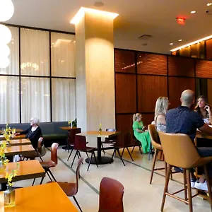 Hotel Fairlane Nashville, By Oliver
