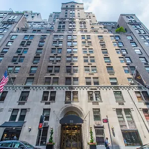 the-lombardy-hotel.us-newyorkcity.com/